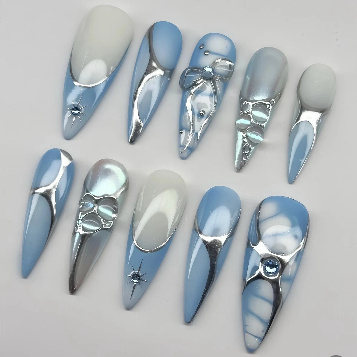 Press-On Nail Set Metallic Accent Designs Non-Toxic & Reusable