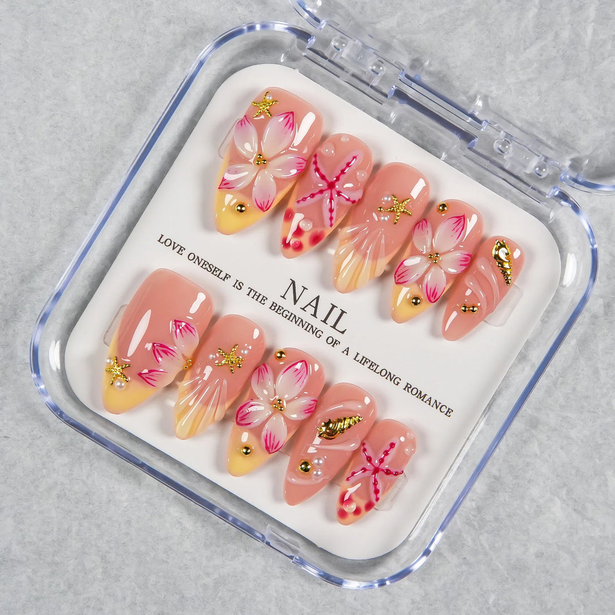 Press-On Nail Set No Glue Floral & Beach Travel Case