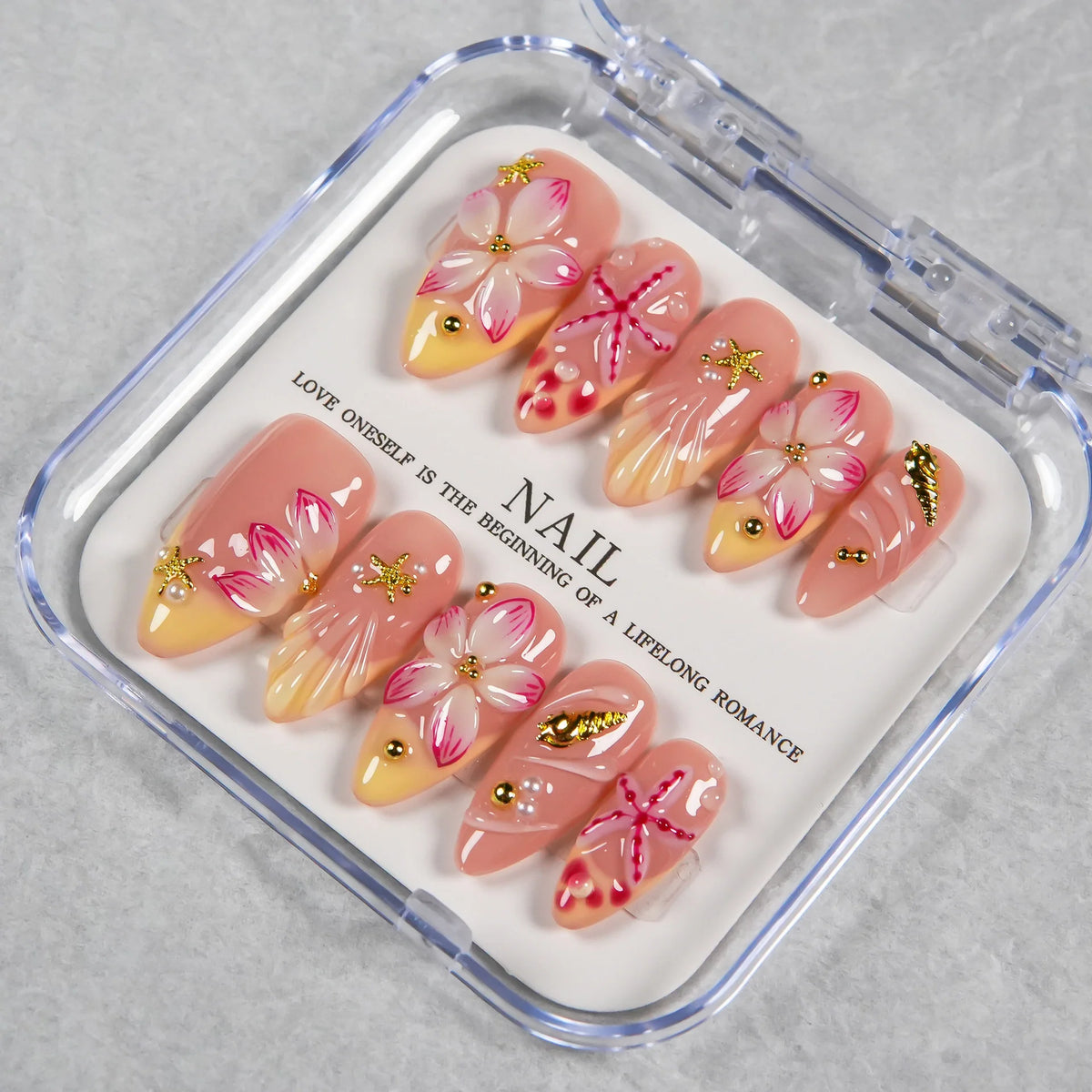 Press-On Nail Set No Glue Floral & Beach Travel Case