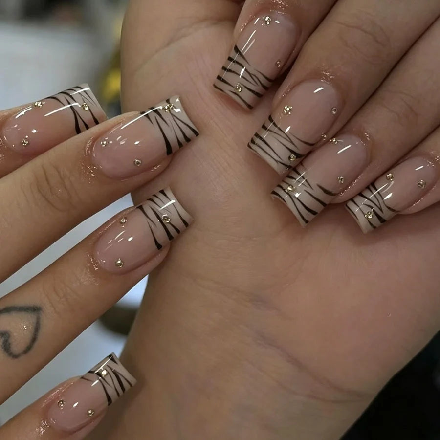 Press-On Nail Set Nude Fine Lines & Glitter