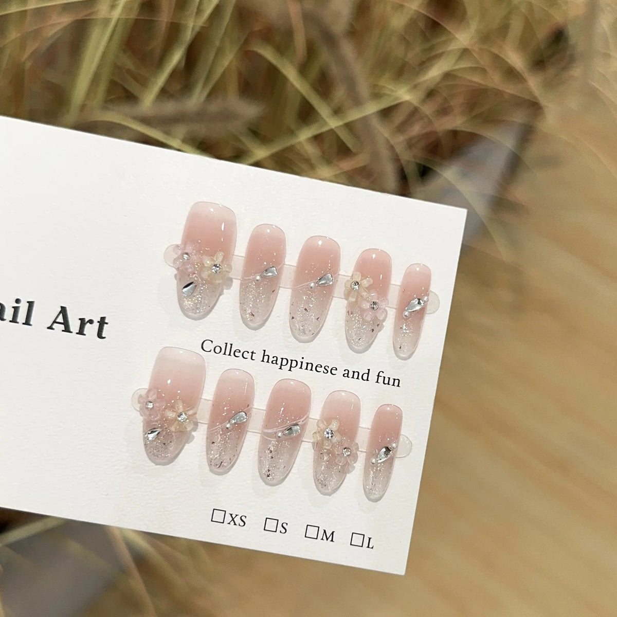 Press-On Nail Set Nude Pink Floral & Shimmer