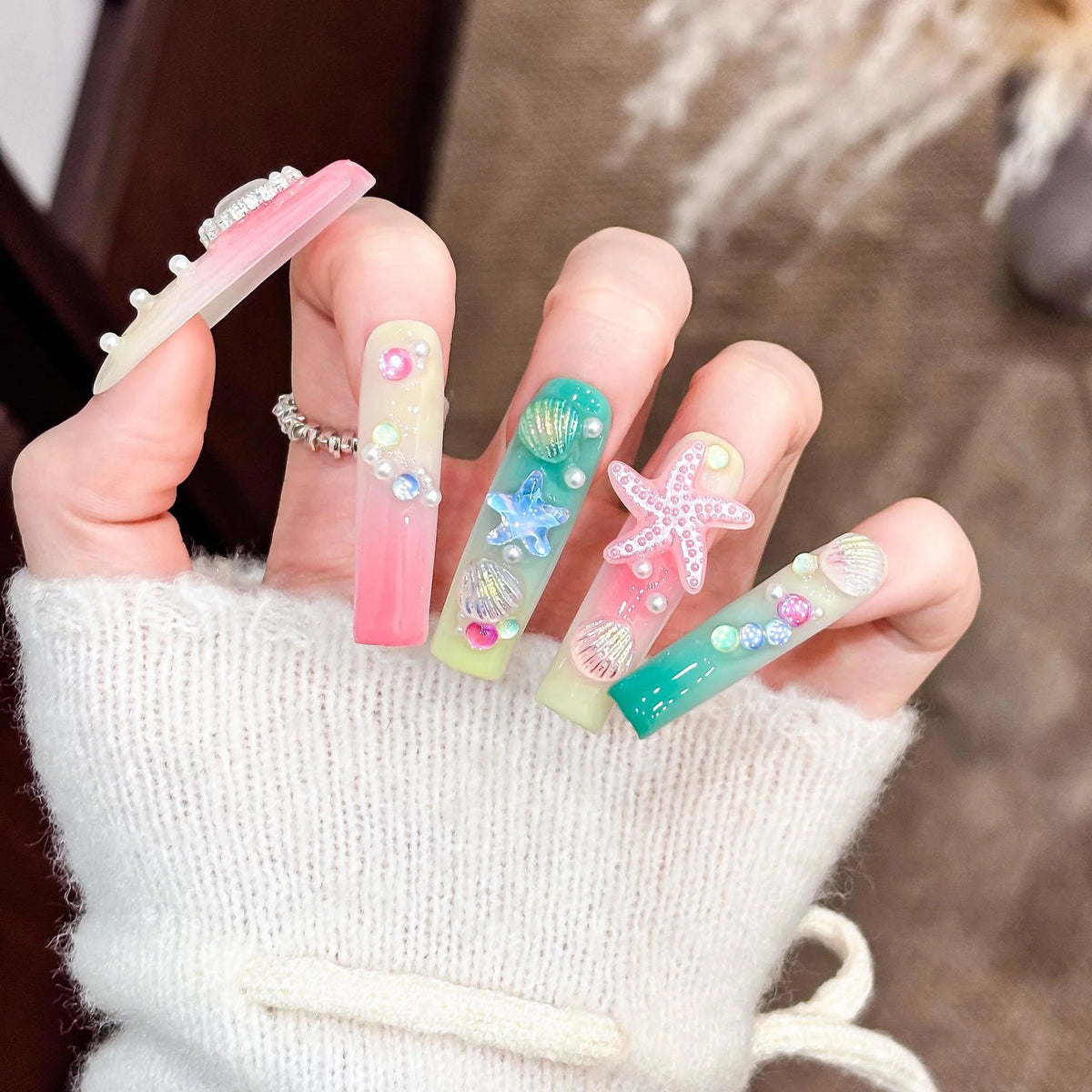 Press-On Nail Set Ocean-Themed Long-Lasting Easy Apply & Remove