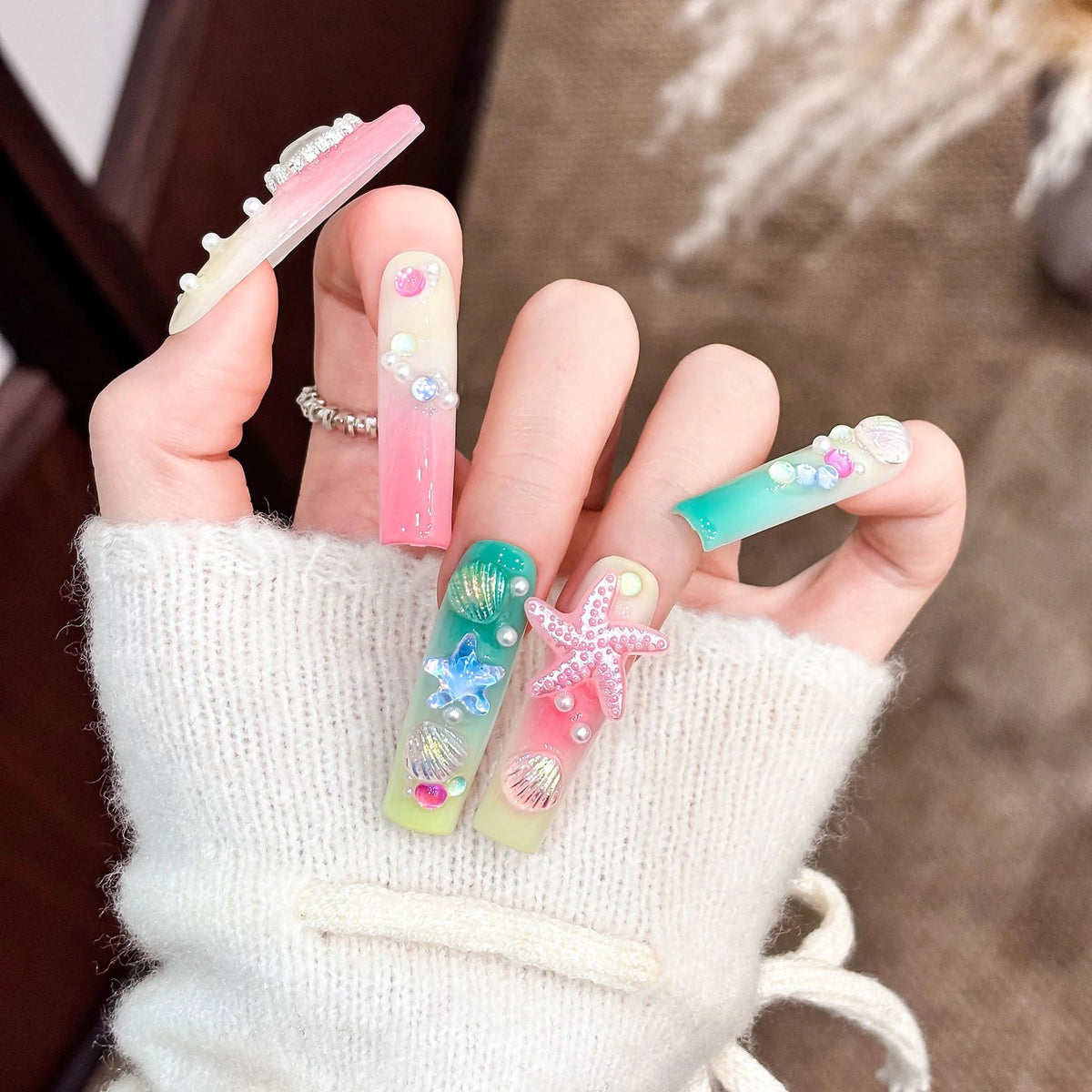 Press-On Nail Set Ocean-Themed Long-Lasting Easy Apply & Remove