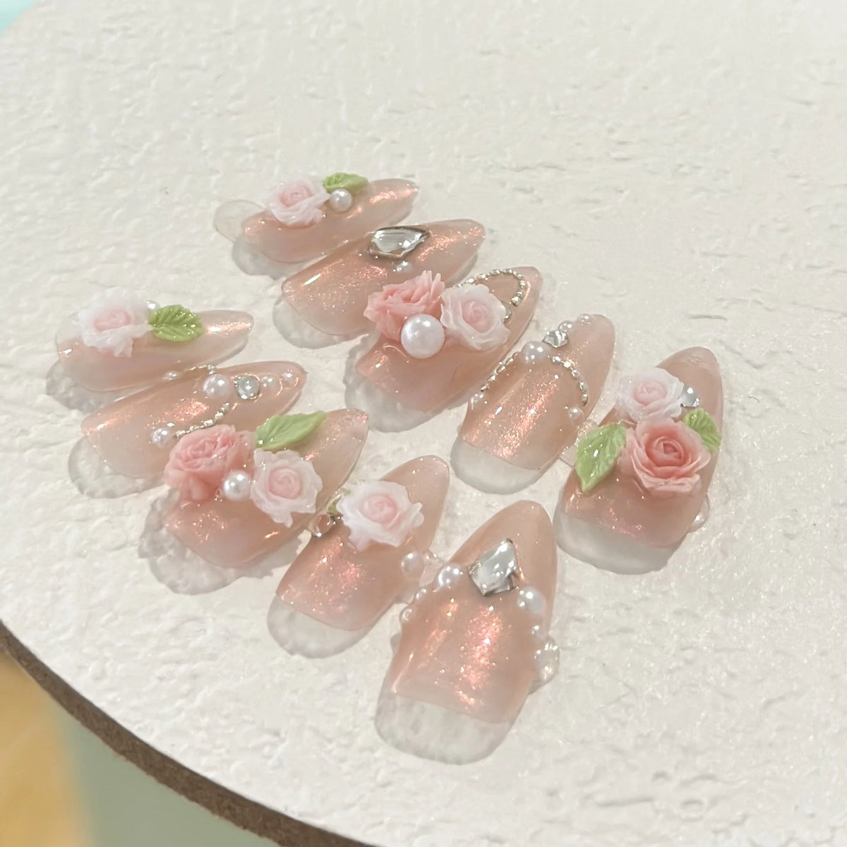 Press-On Nail Set Peach 3D Floral Comfort Fit