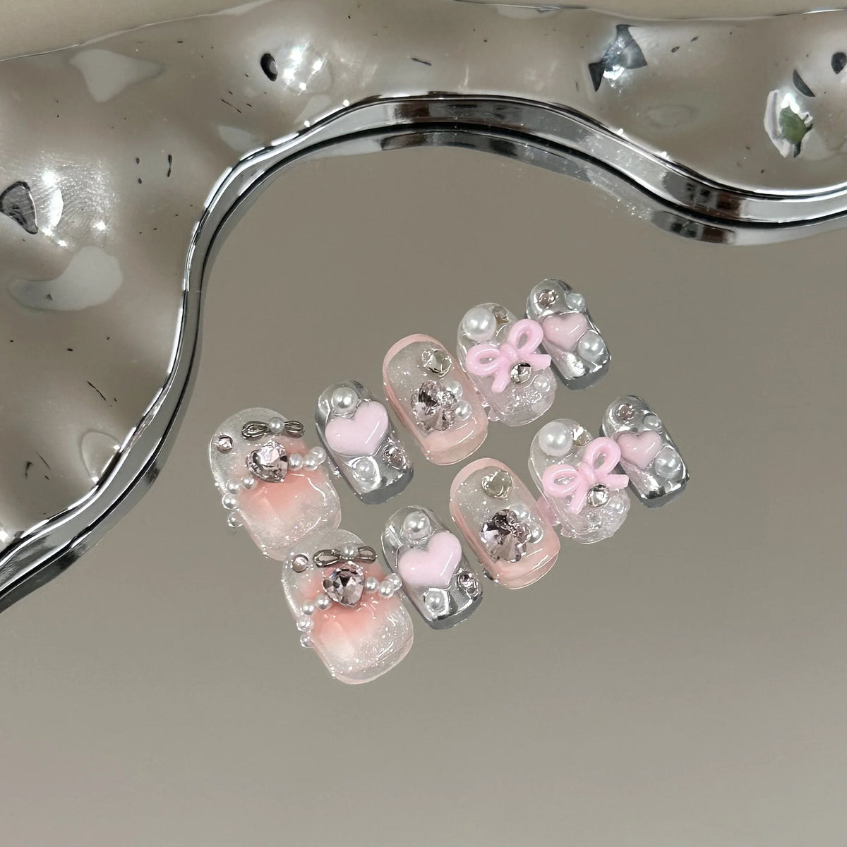 Press-On Nail Set Pearls & Rhinestones No Glue