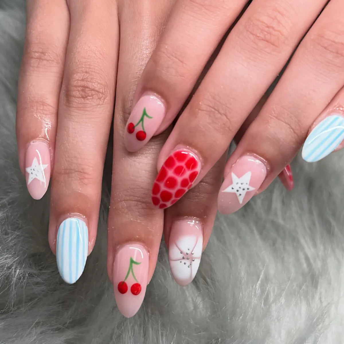 Press-On Nail Set Peel-And-Press Cherry Star Stripe