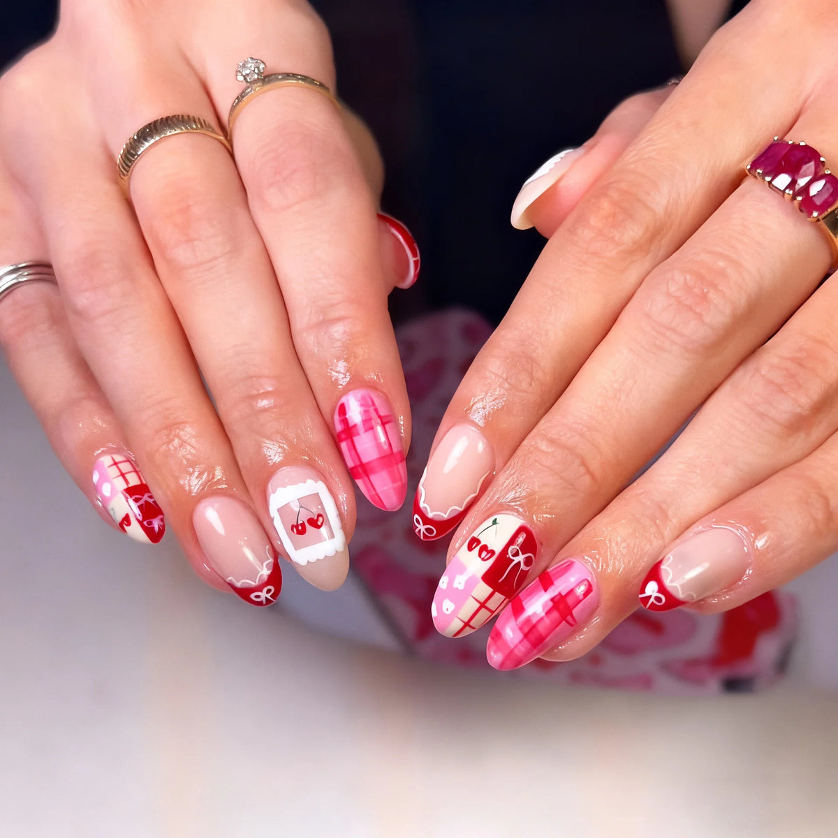 Press-On Nail Set Peel And Stick Cherry Pattern