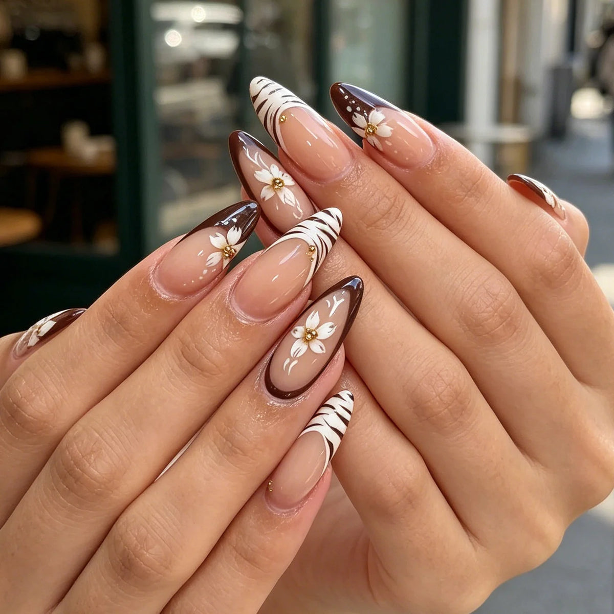 Press-On Nail Set Peel-And-Stick Floral Gems