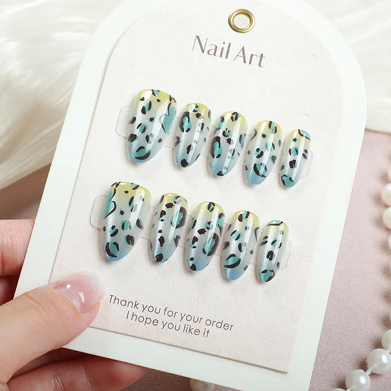 Press-On Nail Set Peel & Stick Artistic Designs