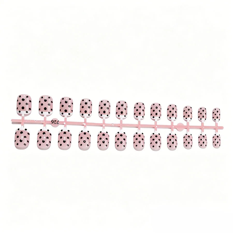 Press-On Nail Set Polka Dot Easy Application & Comfortable Fit