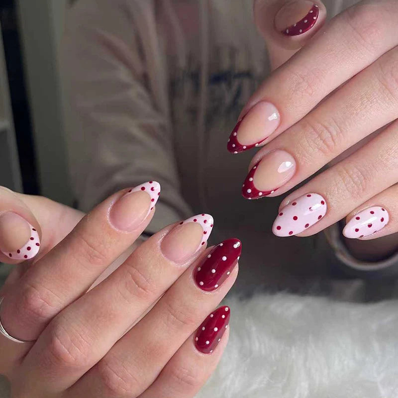 Press-On Nail Set Polka Dot Full Set & Multiple Sizes