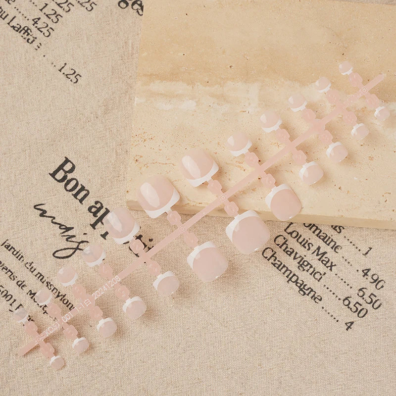 Press-On Nail Set Pre-Glued & Reusable Classic French Tip