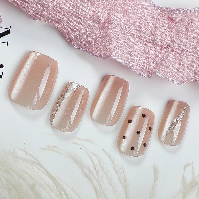 Press-On Nail Set Quick Application & Long-Lasting Wear