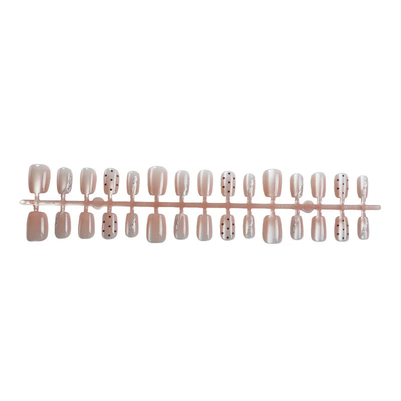 Press-On Nail Set Quick Application & Long-Lasting Wear