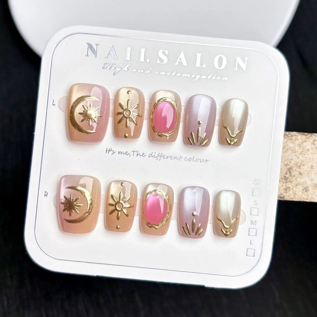 Press-On Nail Set Reusable 30-Piece Gold & Celestial