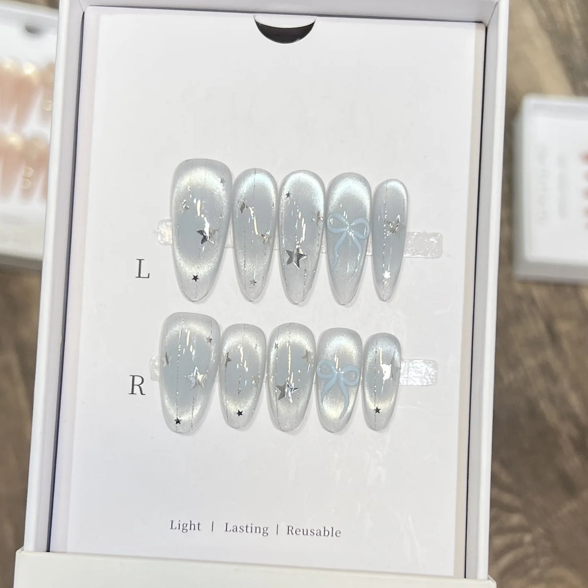 Press-On Nail Set Reusable Adhesive Tabs Star & Bow
