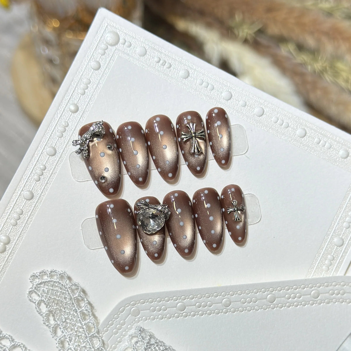 Press-On Nail Set Reusable Intricate Patterns Natural Look