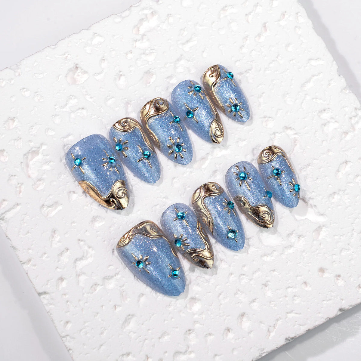 Press-On Nail Set Reusable Shimmer Designs & Strong Adhesive