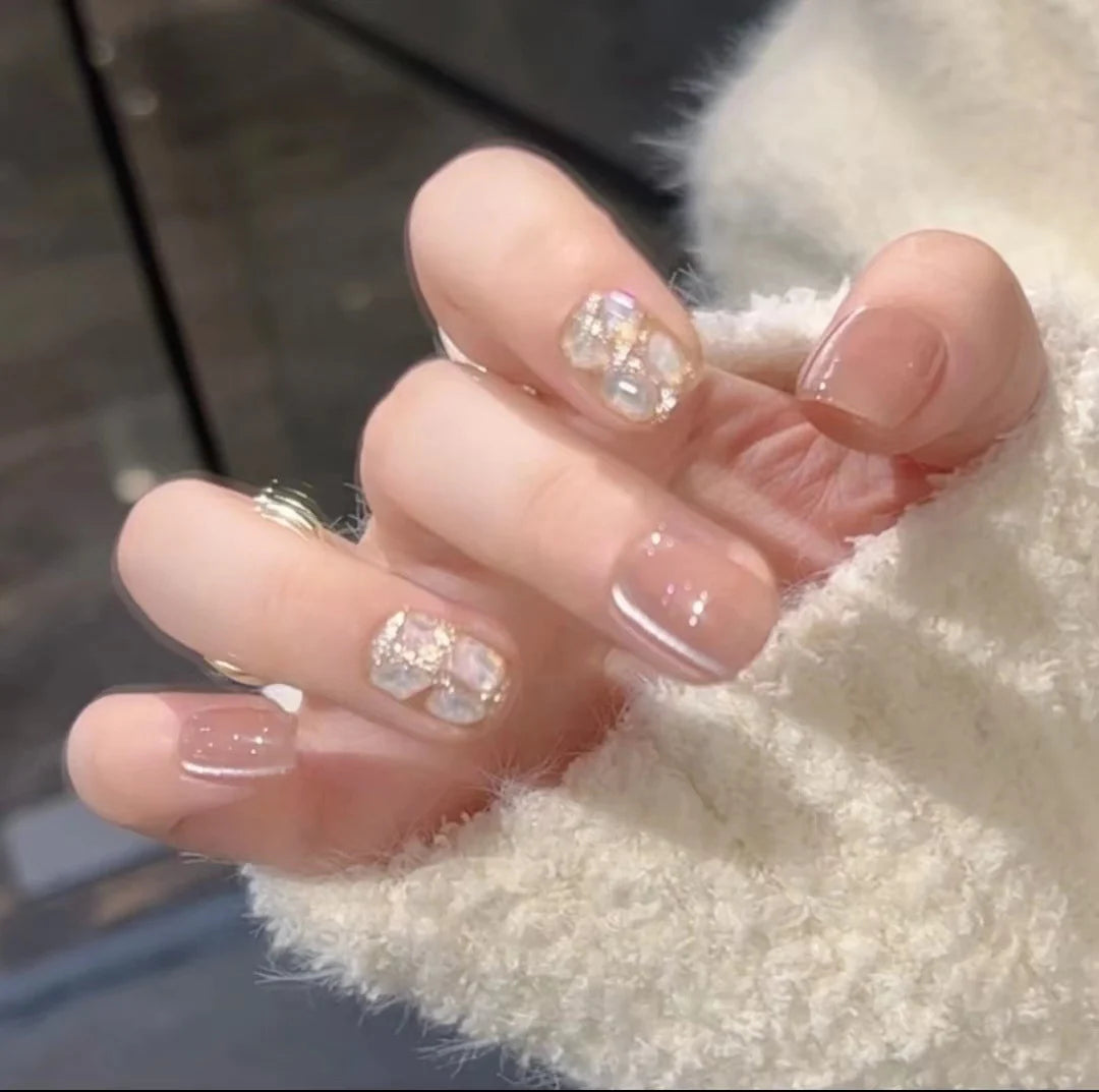 Press-On Nail Set Rhinestone Accents & Easy Application