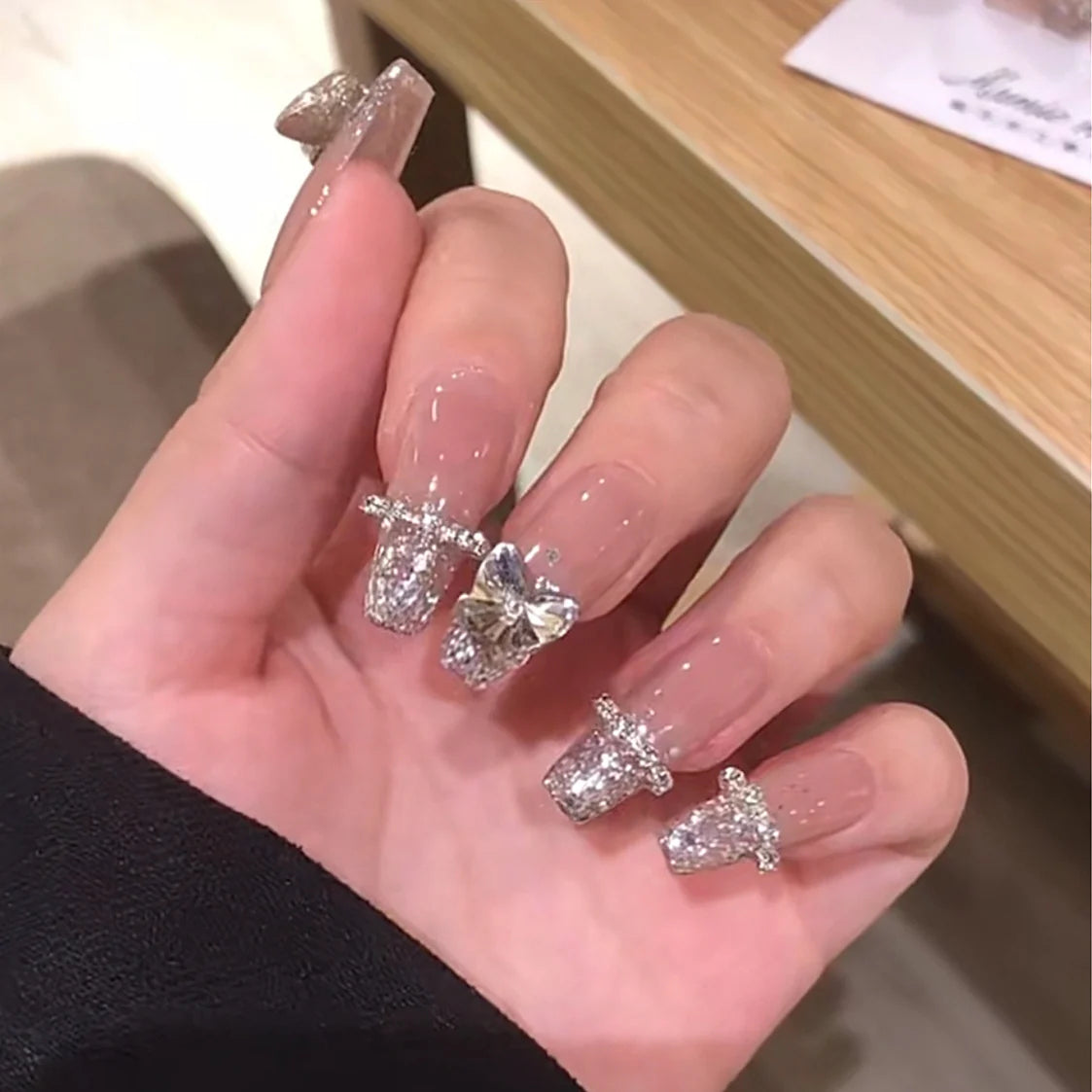 Press-On Nail Set Rhinestone Embellished Glue-On