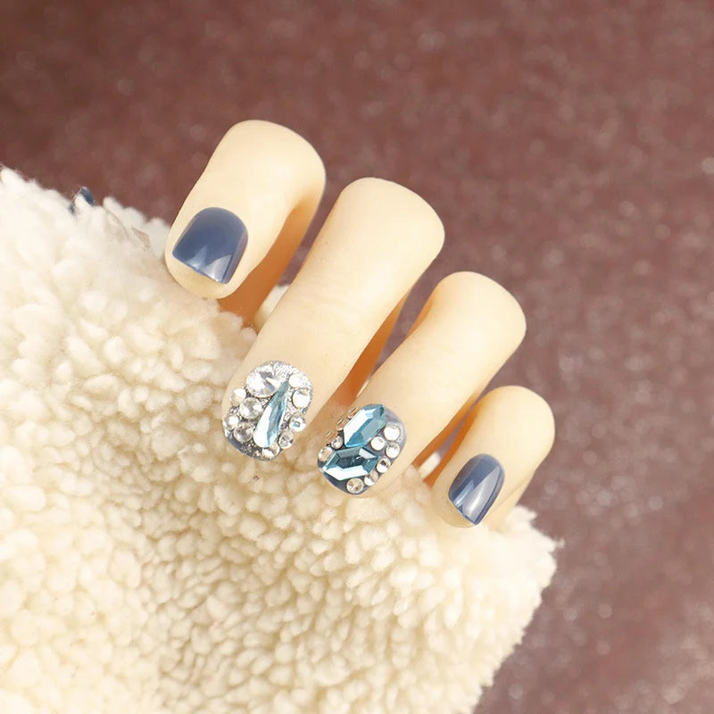 Press-On Nail Set Rhinestone Embellished Quick & Reusable