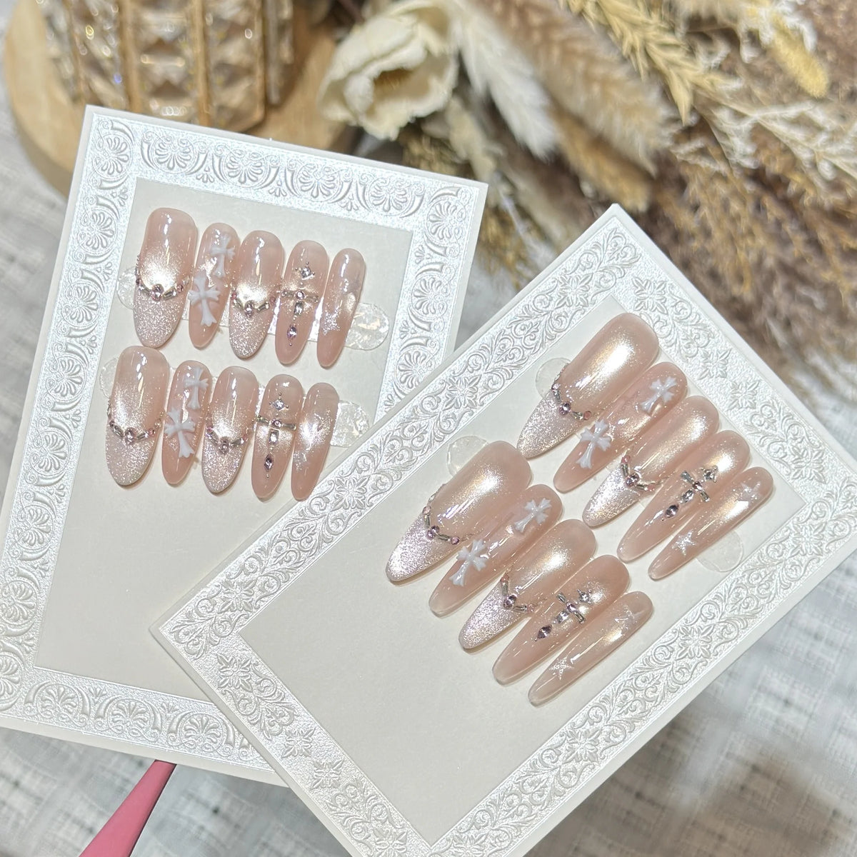 Press-On Nail Set Salon-Quality Easy Apply & Long-Lasting