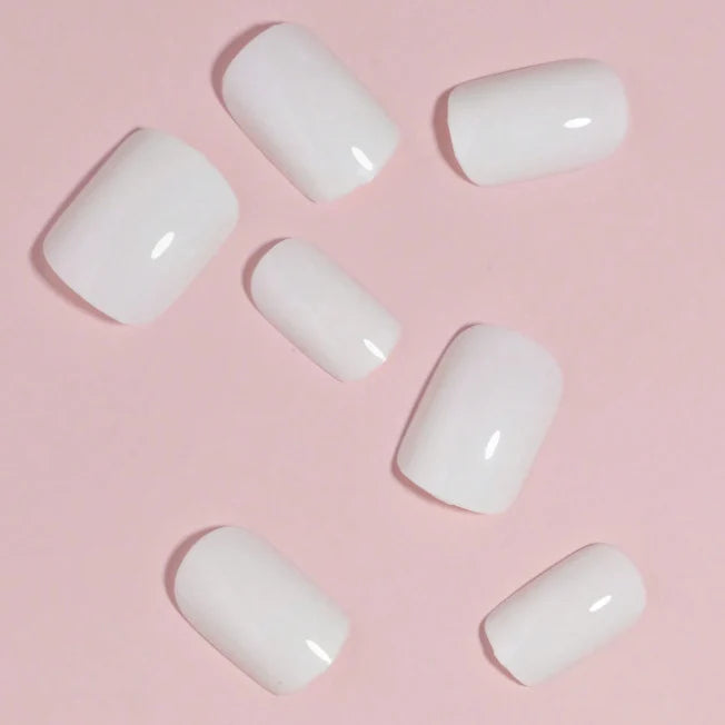 Press-On Nail Set Salon-Quality Self-Adhesive 24-Piece
