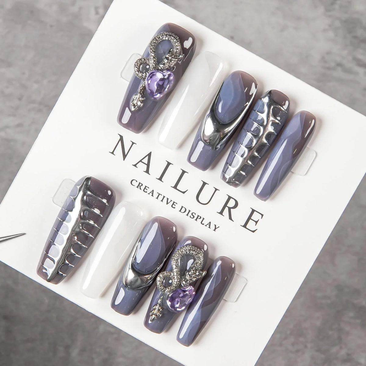 Press-On Nail Set Sculpted Metallic Accents Reusable
