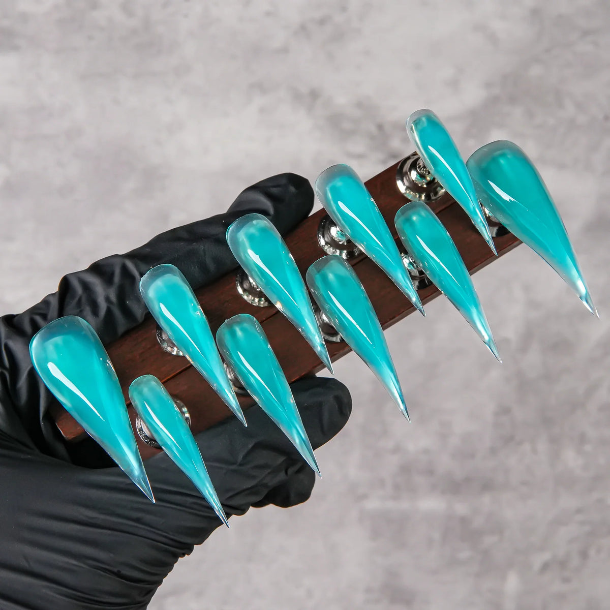 Press-On Nail Set Sculpted Stiletto Glue-Free & Long-Lasting