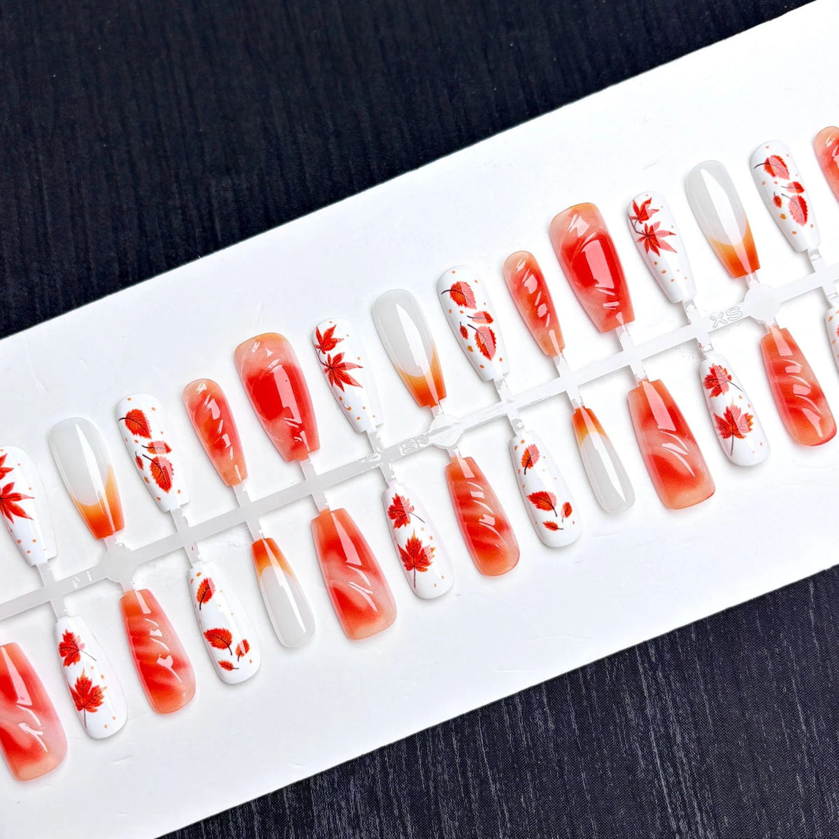 Press-On Nail Set Seasonal Floral Reusable Multiple Sizes