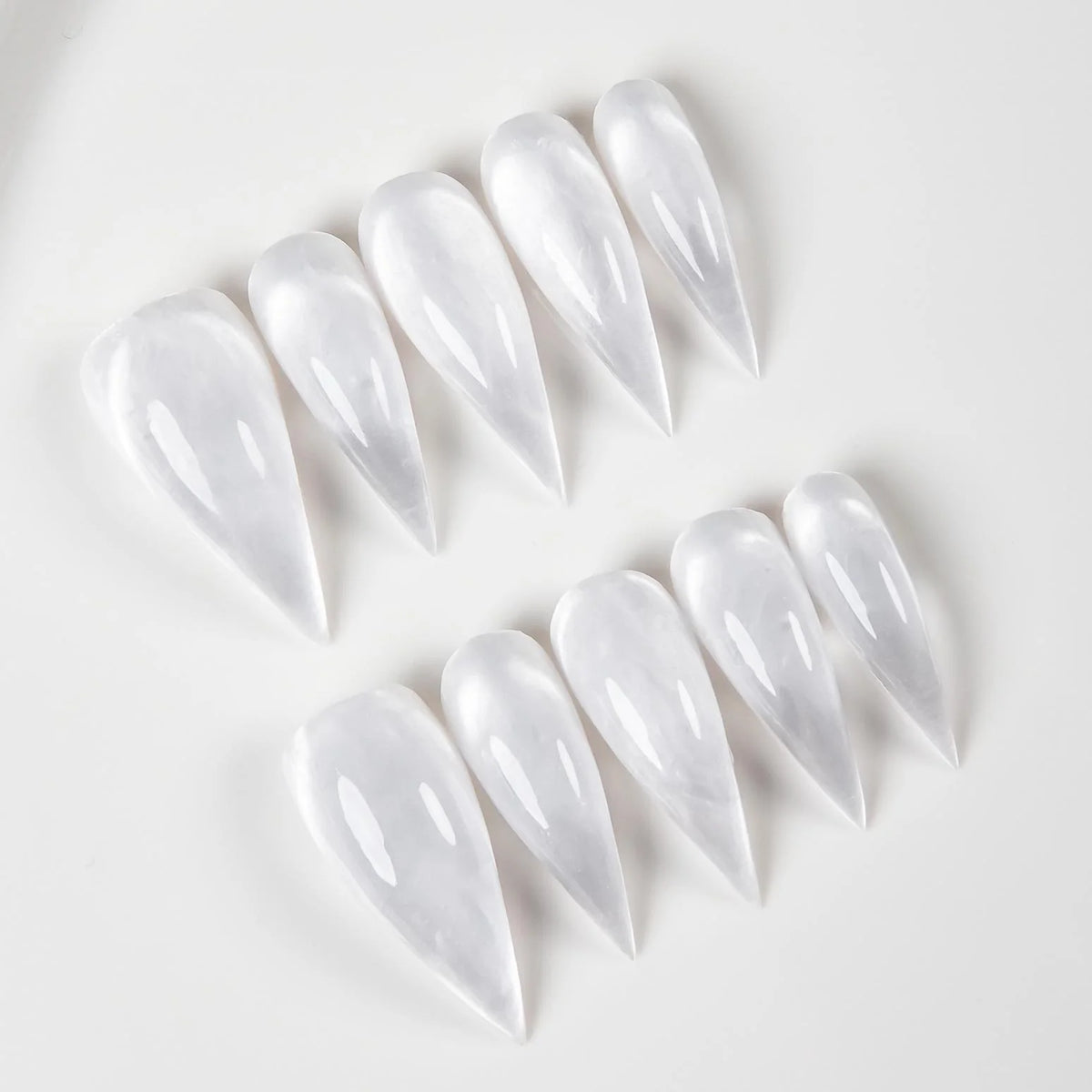 Press-On Nail Set Sharp Stiletto Long-Lasting & Easy Application