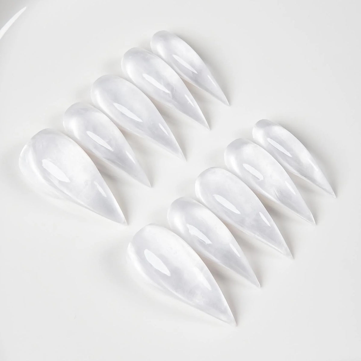 Press-On Nail Set Sharp Stiletto Long-Lasting & Easy Application