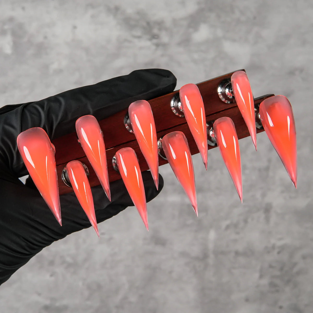 Press-On Nail Set Sharp Stiletto Reusable & Long-Lasting