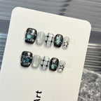 Press-On Nail Set Star Accents No-Glue & Long-Lasting
