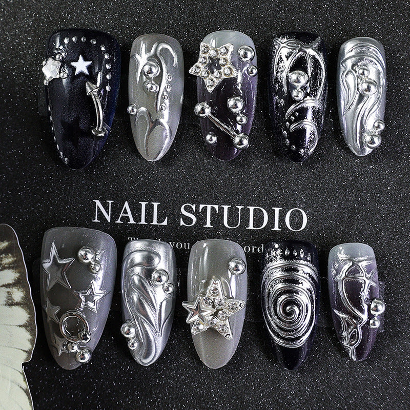 Press-On Nail Set Star & Metallic Accents Long-Lasting Wear