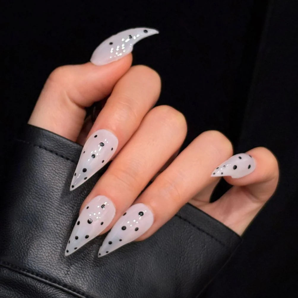 Press-On Nail Set Stiletto Acrylic Polka Dot Reusable Tabs