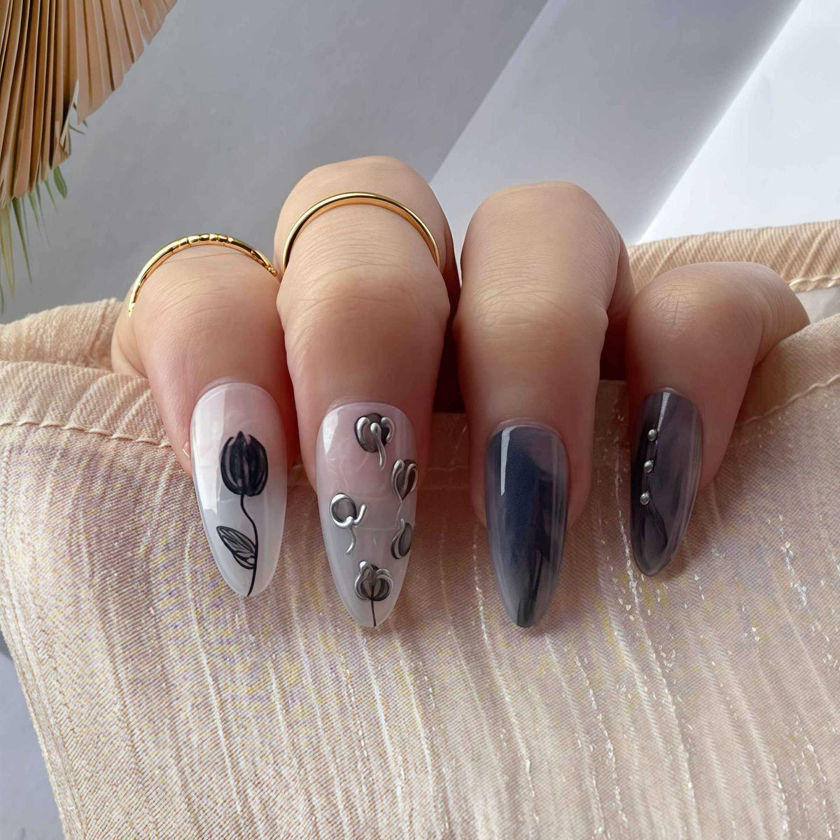 Press-On Nail Set Stiletto Artistic Design 24-Piece