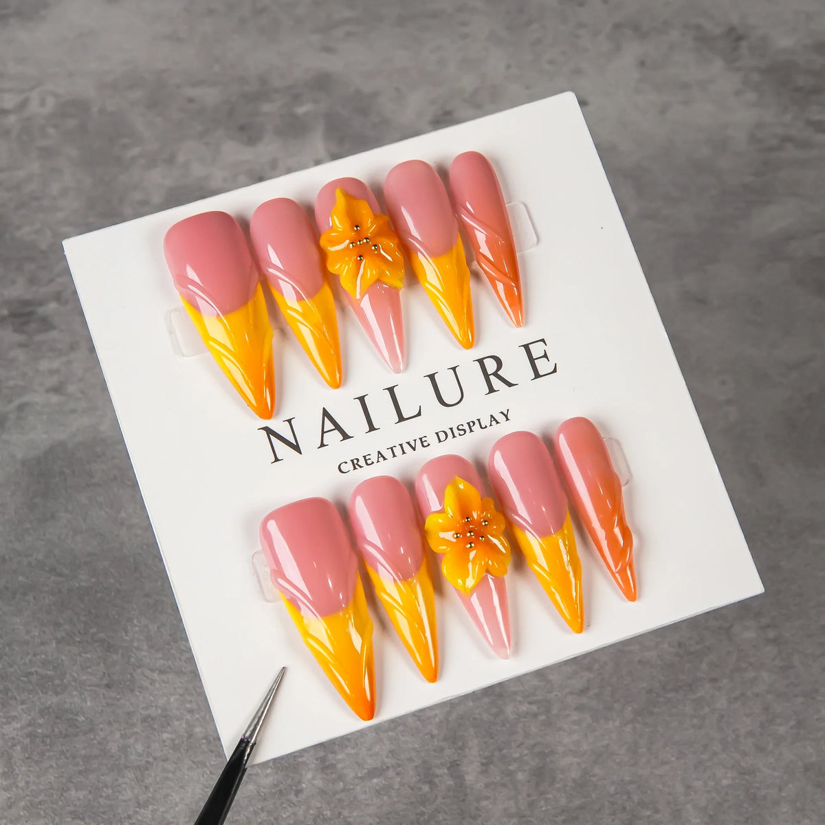 Press-On Nail Set Stiletto Floral Reusable & Easy Application