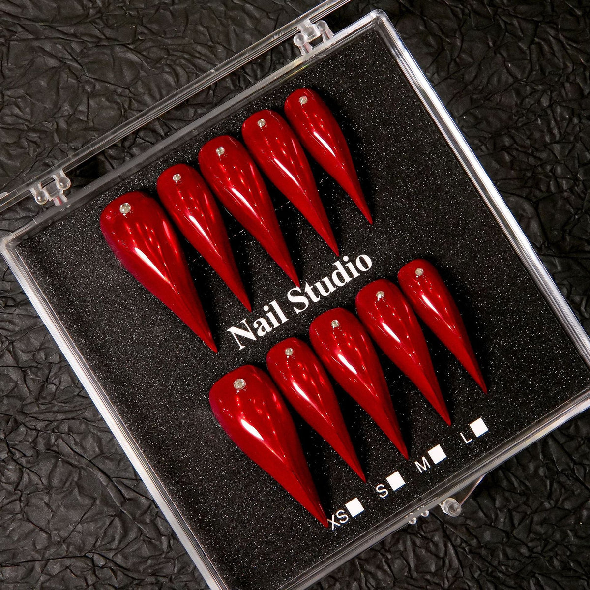 Press-On Nail Set Stiletto Gem Accents & Strong Adhesive