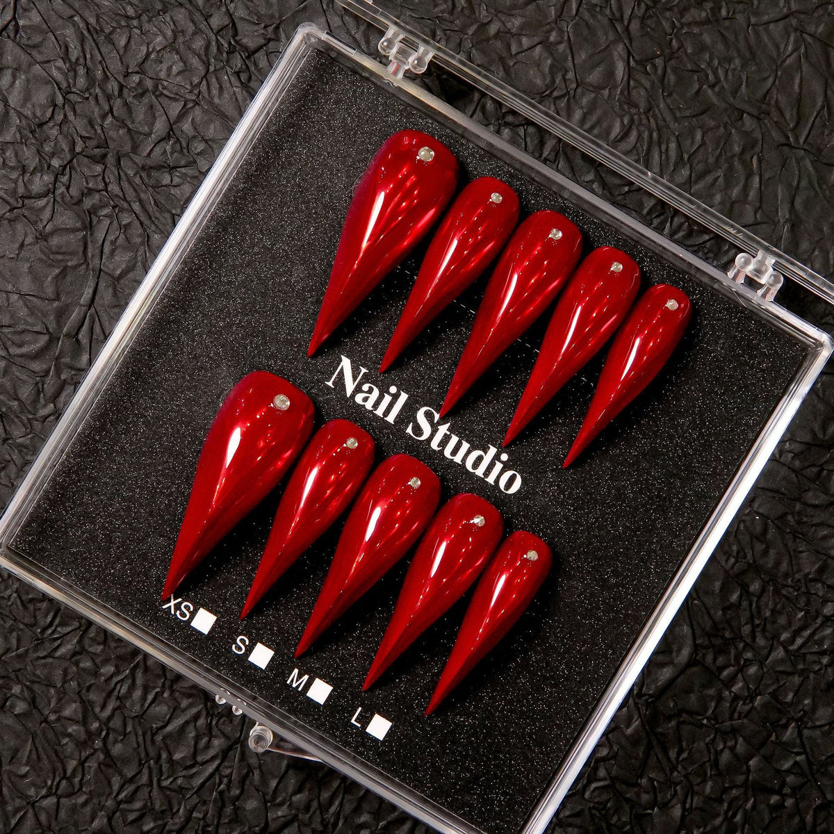 Press-On Nail Set Stiletto Gem Accents & Strong Adhesive
