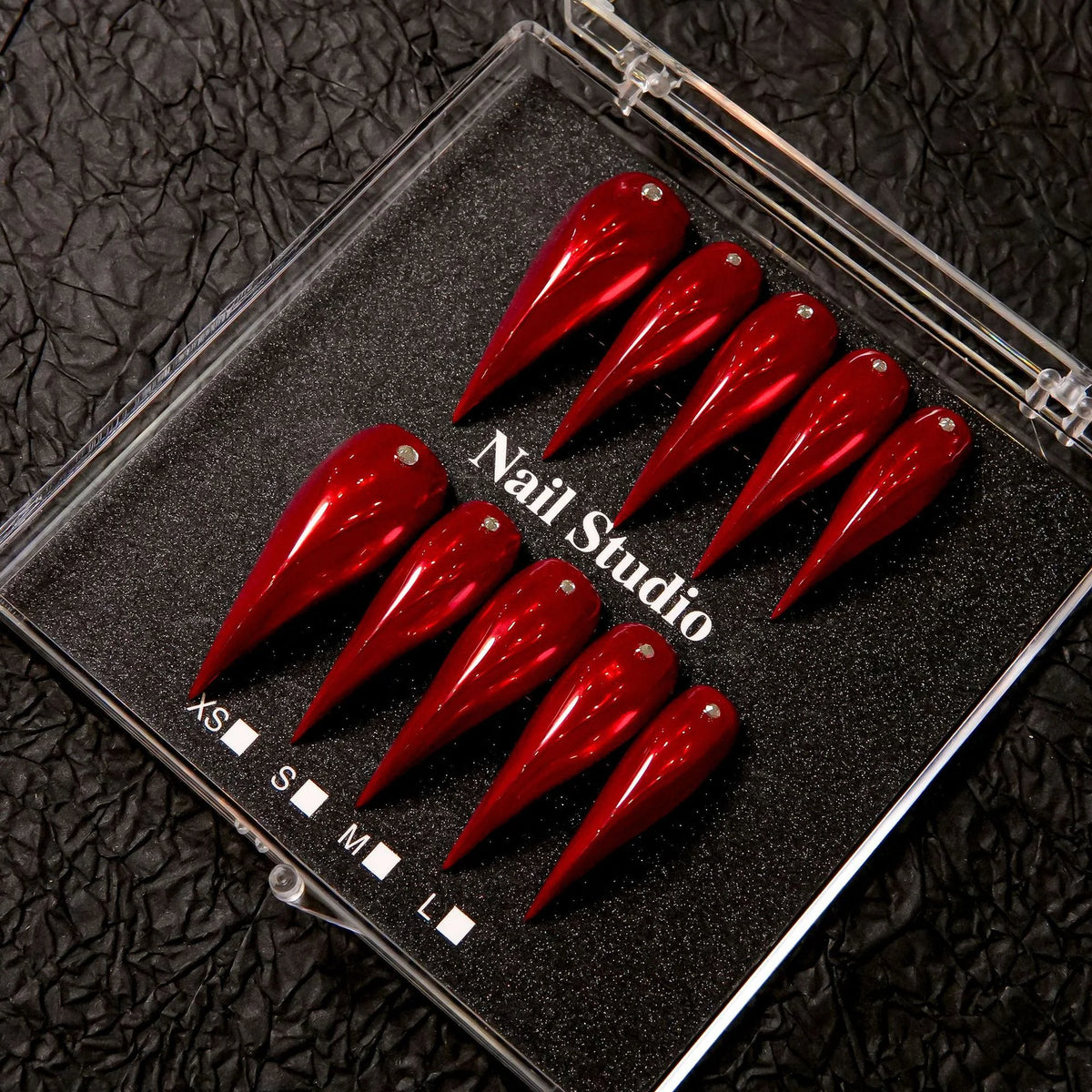 Press-On Nail Set Stiletto Gem Accents & Strong Adhesive