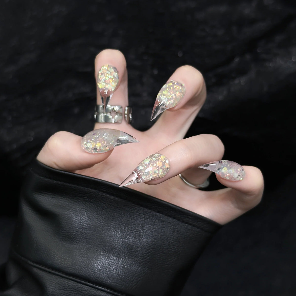 Press-On Nail Set Stiletto Glitter & Ombre Glue-Free