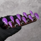 Press-On Nail Set Stiletto & Glossy Finish Adhesive Tabs