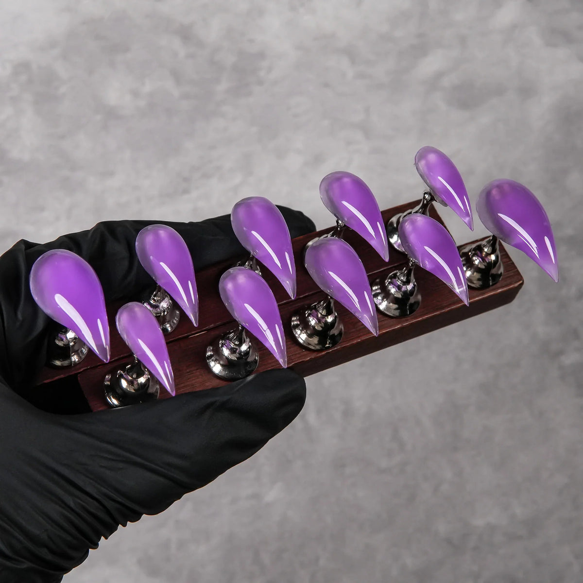 Press-On Nail Set Stiletto & Glossy Finish Adhesive Tabs