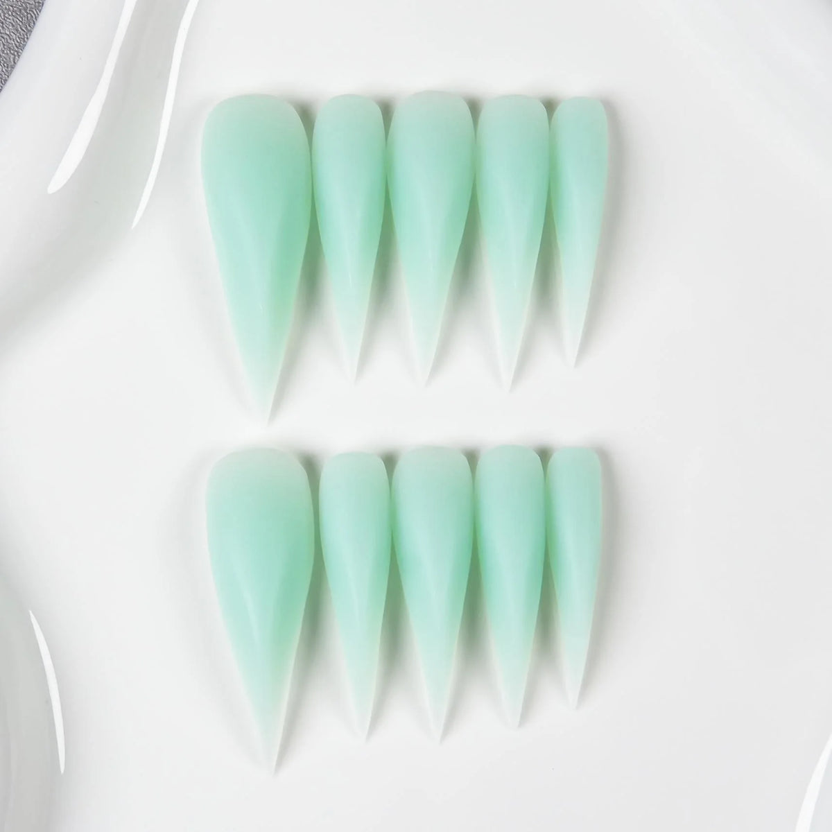 Press-On Nail Set Stiletto Glossy Self-Adhesive & Reusable