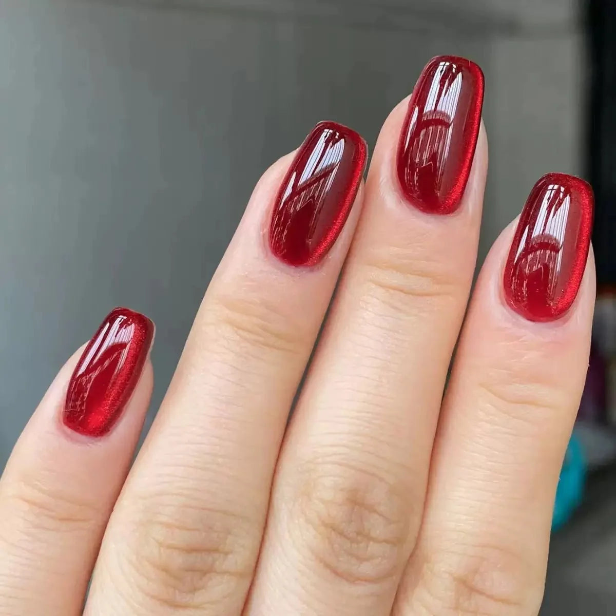 Press-On Nail Set Stiletto High Gloss Adhesive Kit