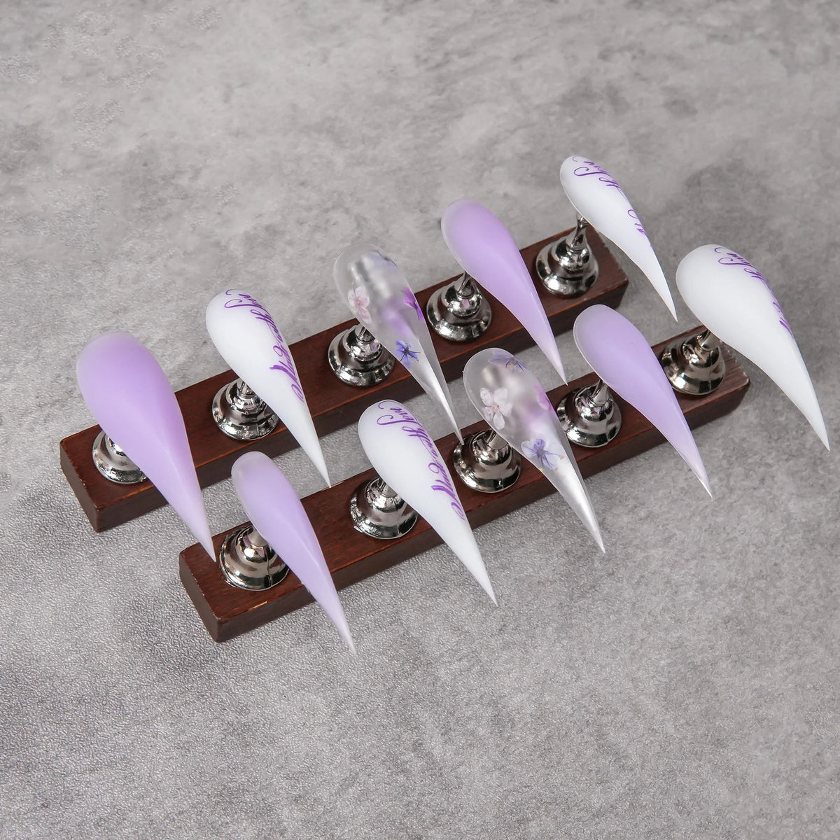 Press-On Nail Set Stiletto Shape & Floral Design Easy Adhesive