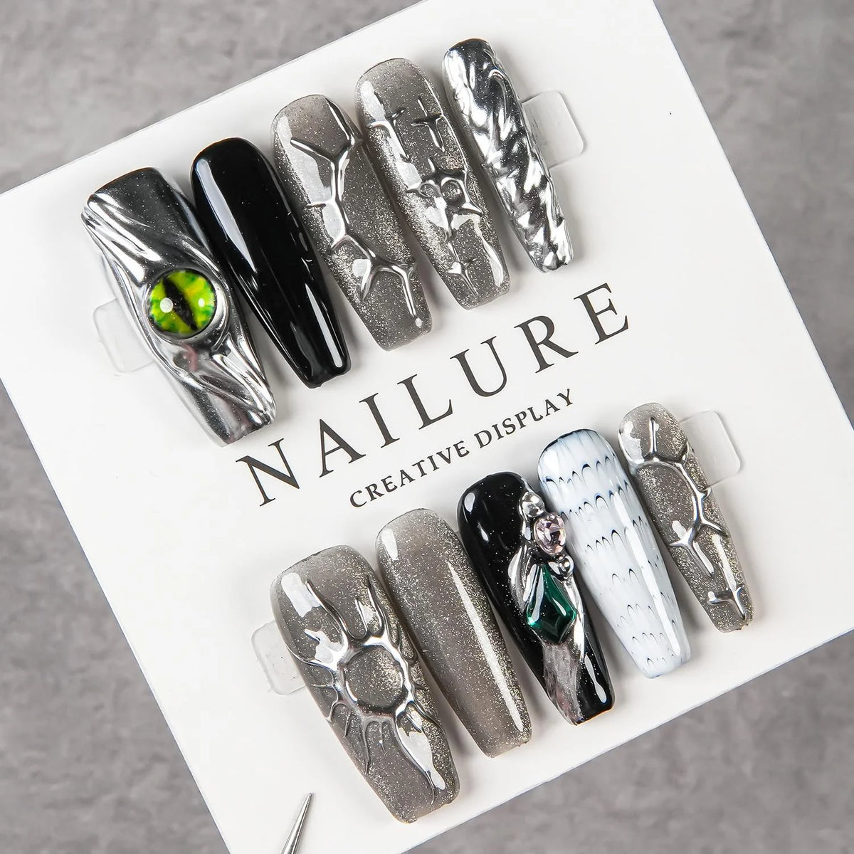 Press-On Nail Set Textured Designs Peel & Stick Reusable
