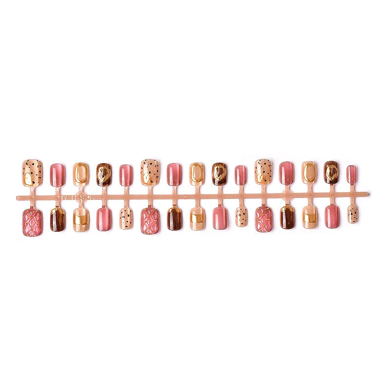 Press-On Nail Set Textured Glossy & Metallic