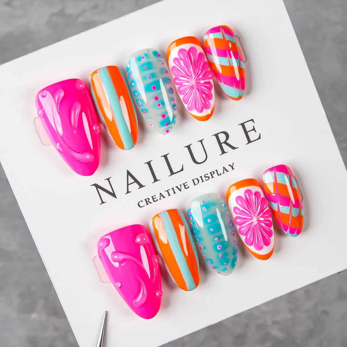 Press-On Nail Set Vibrant Artistic Designs Adhesive Kit